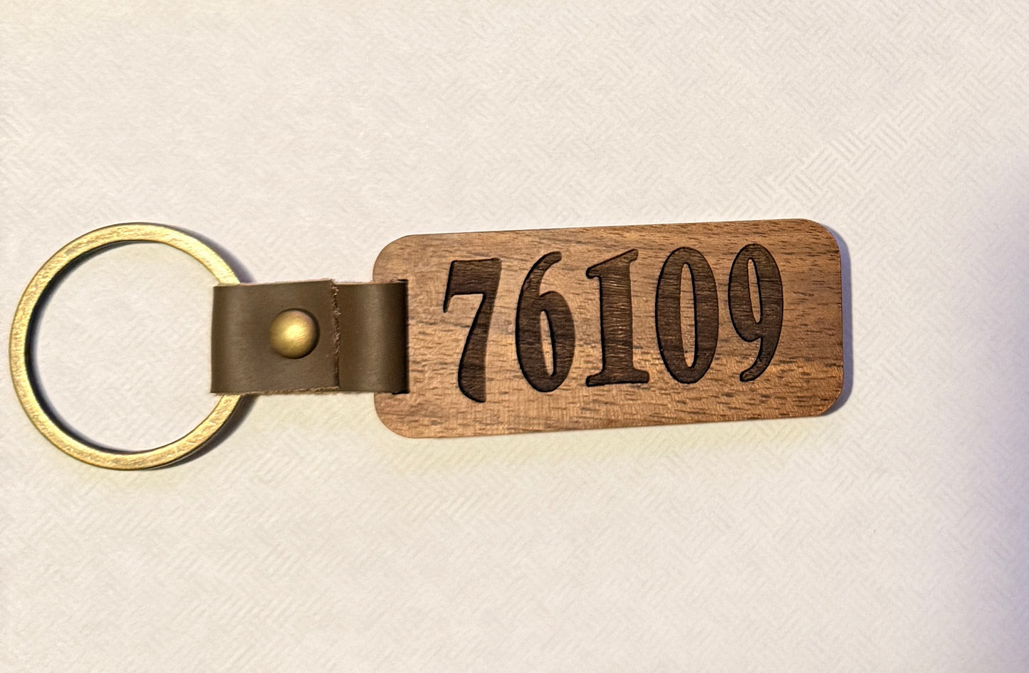 76109 Solid Walnut Keychain